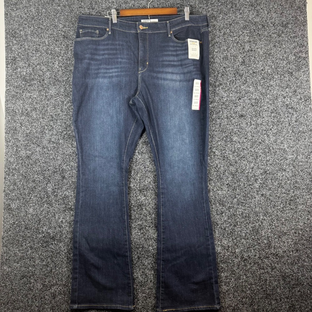 NWT Signature by Levi Strauss Gold Mid-Rise Bootcut Jeans Dark Wash Womens 20L